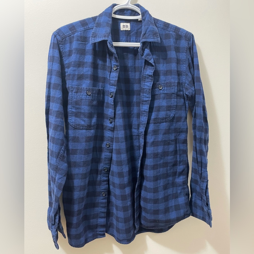 Uniqlo plaid shirt